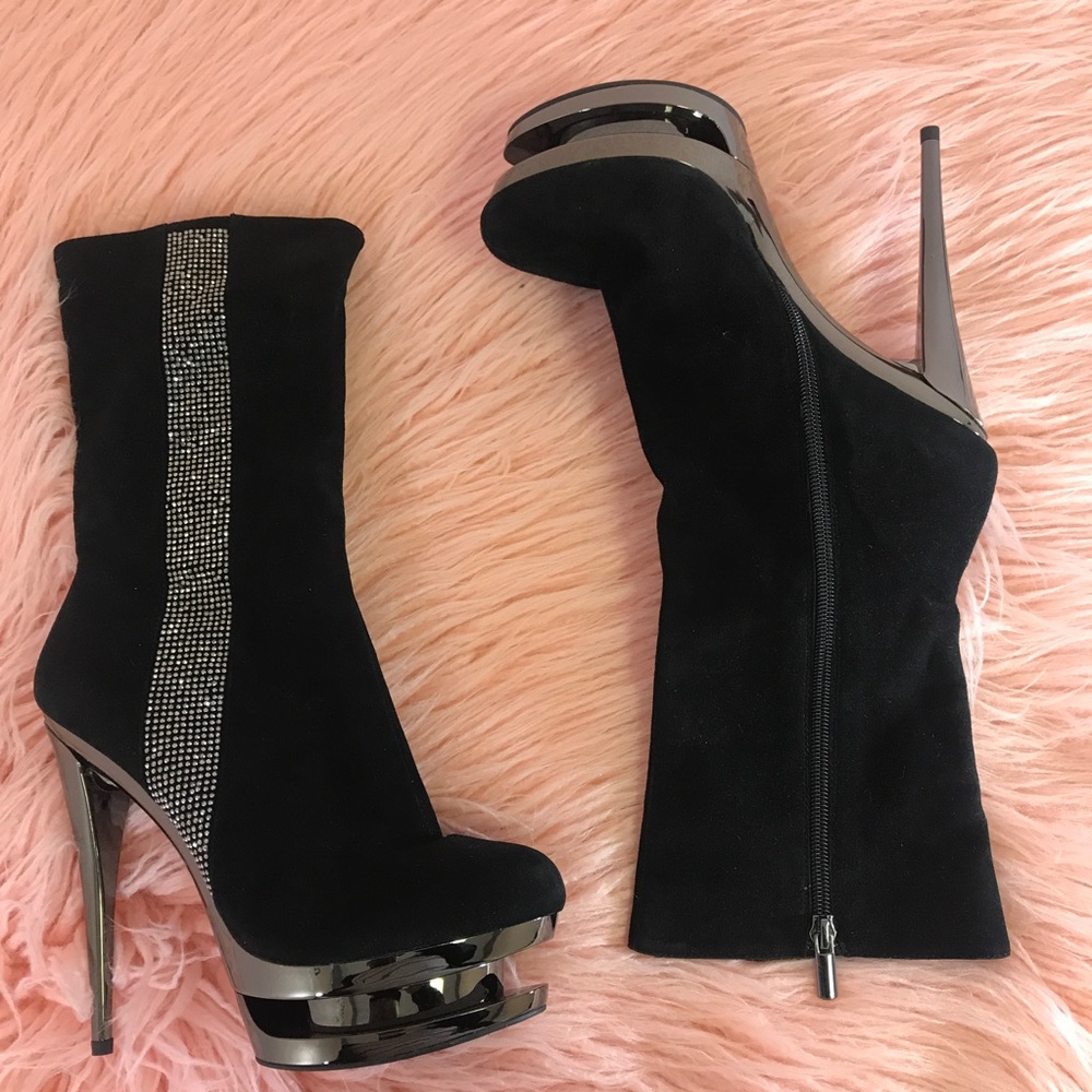 Black platform Sexy Boots ✨ NOT FOR SALE